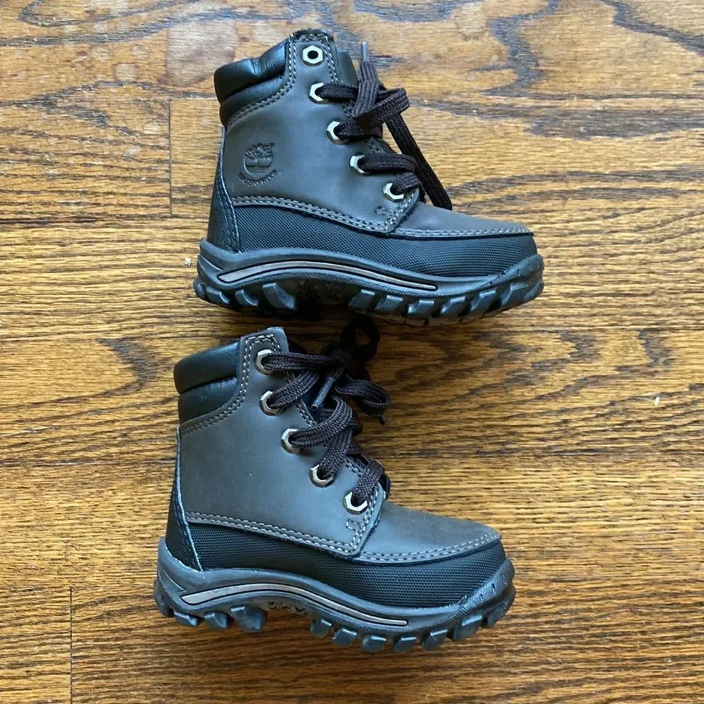 🎉HOST PICK Timberland Infant 5 Premium Leather Boots Mid Waterproof Black Grip
